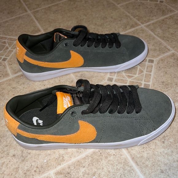 Nike SB Zoom Blazer low sneakers - Picture 1 of 6
